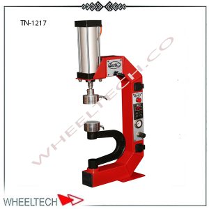 اتو آپارات لاستیک بادی دیجیتال تیران نوین، دستگاه پیشرفته برای ترمیم تایرهای آسیب‌دیده با سیستم گرمایش دقیق و کنترل دیجیتال.